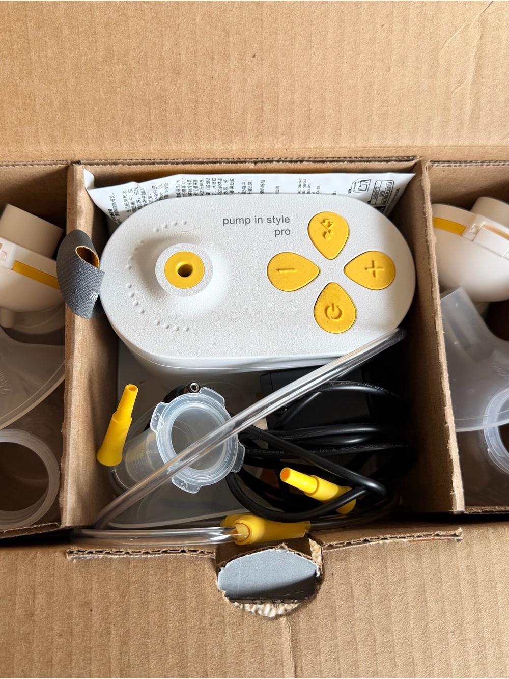 Medela Pump In Style Pro Electric Pump - Includes Manual Hand Pump attachment